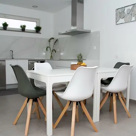 Slow House D'arco 4*